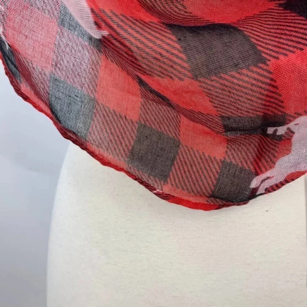 David and Young Women's‎ Buffalo Plaid Holiday Reindeer Mistletoe Infinity Scarf